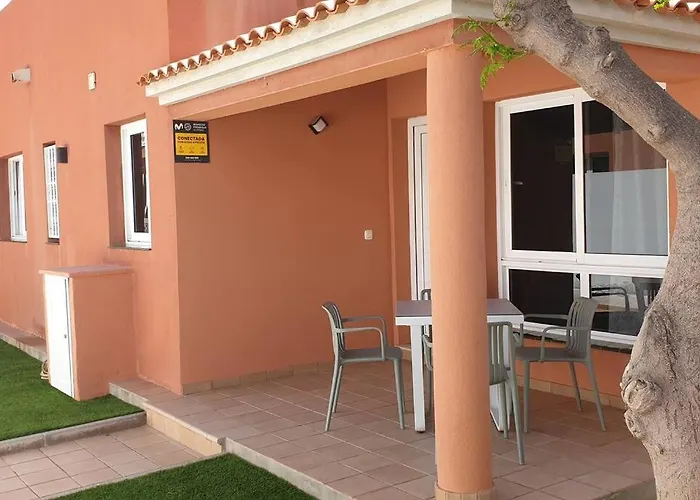 Apartment West Corner *